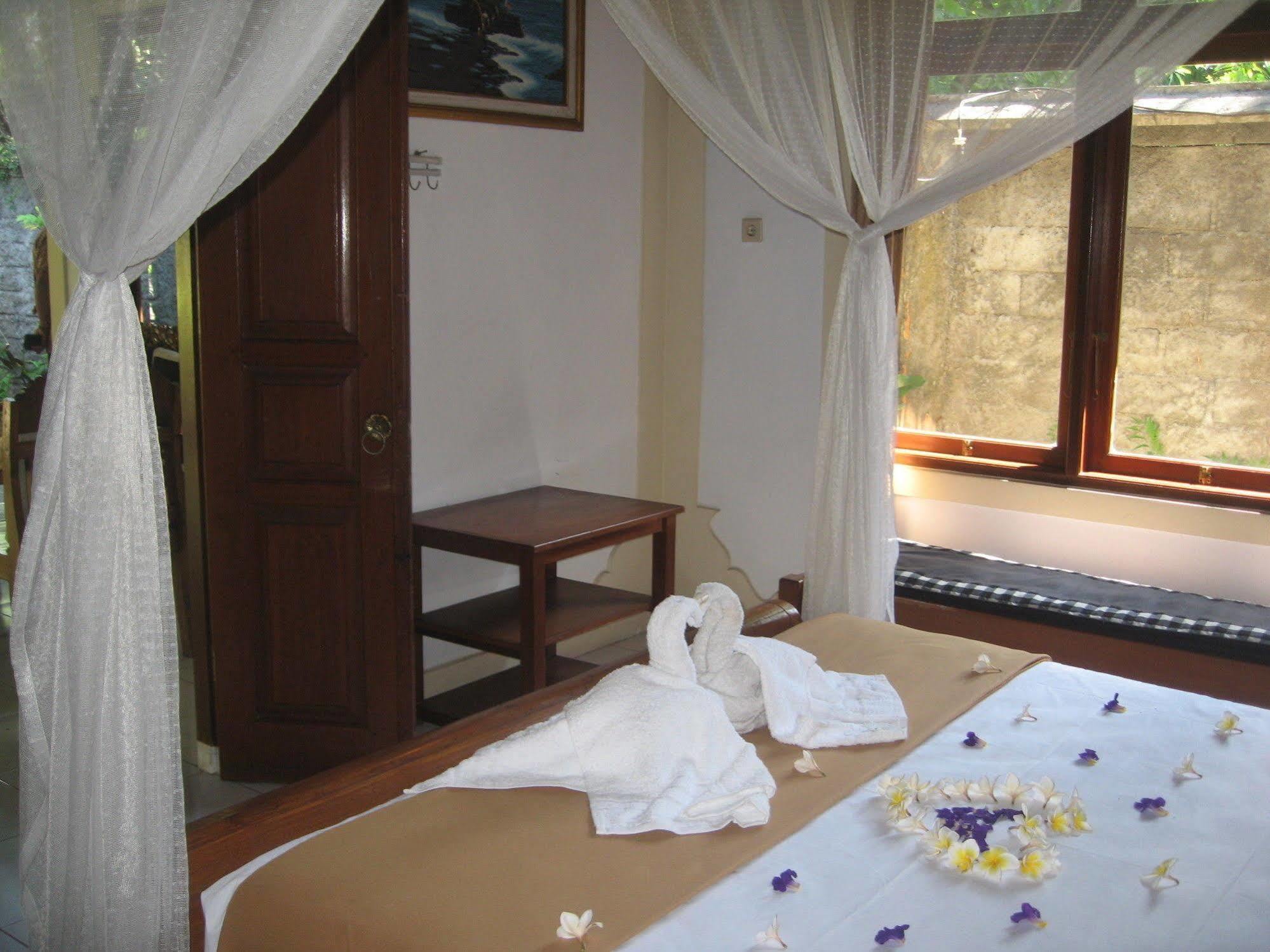 Mahalini Seminyak (Bali)