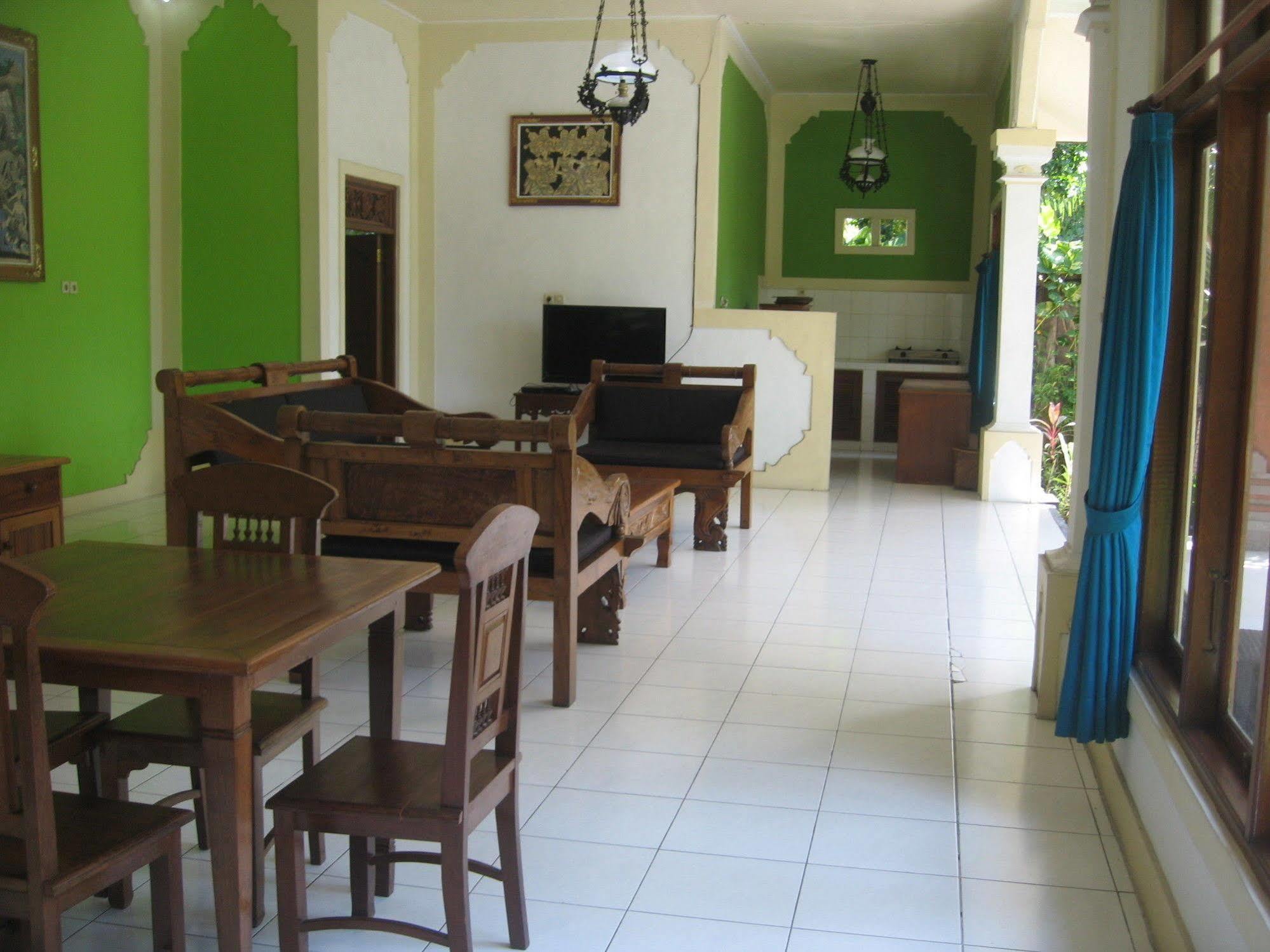 Mahalini Villa