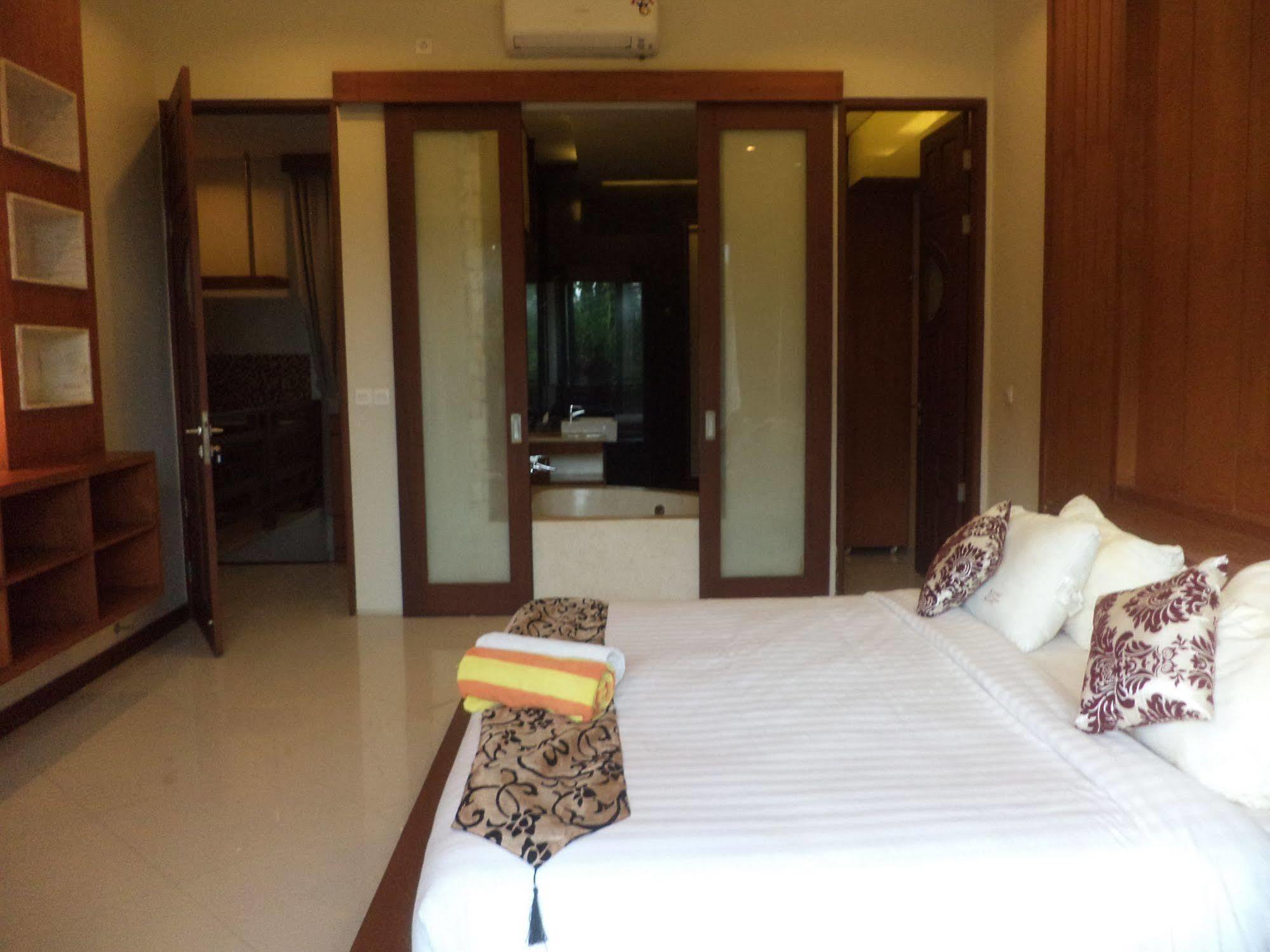 Mahalini Villa Seminyak (Bali)