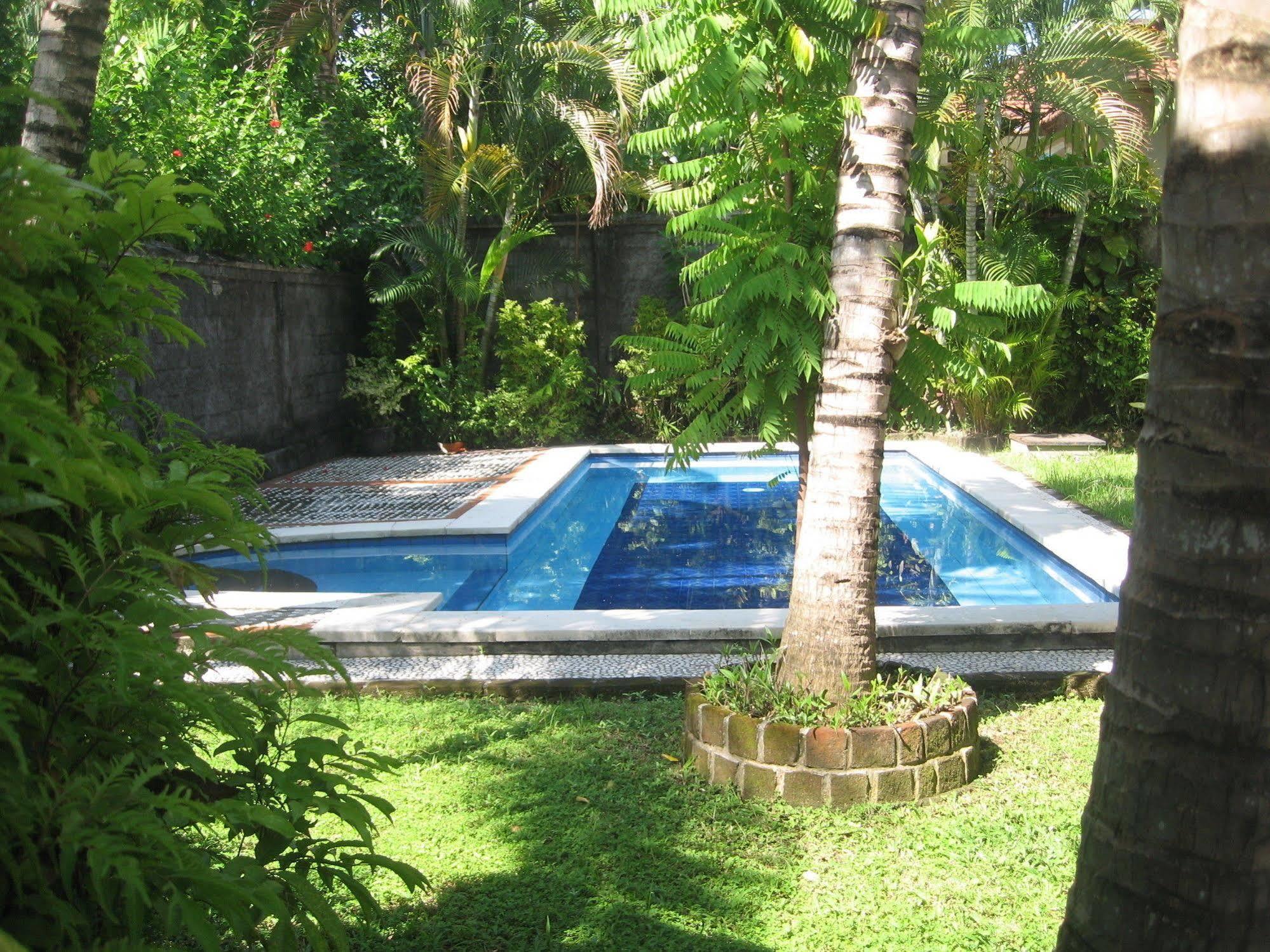 Mahalini * Seminyak (Bali)