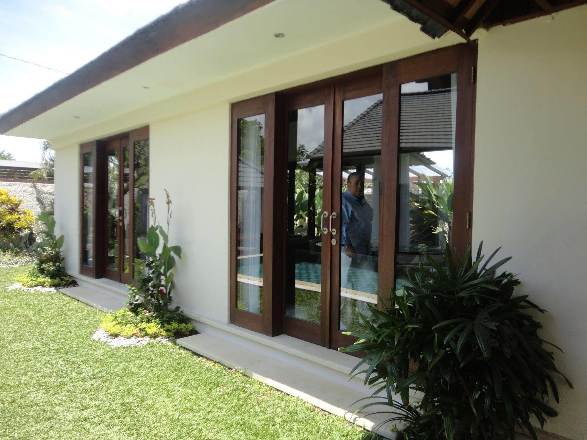 Mahalini Seminyak (Bali)