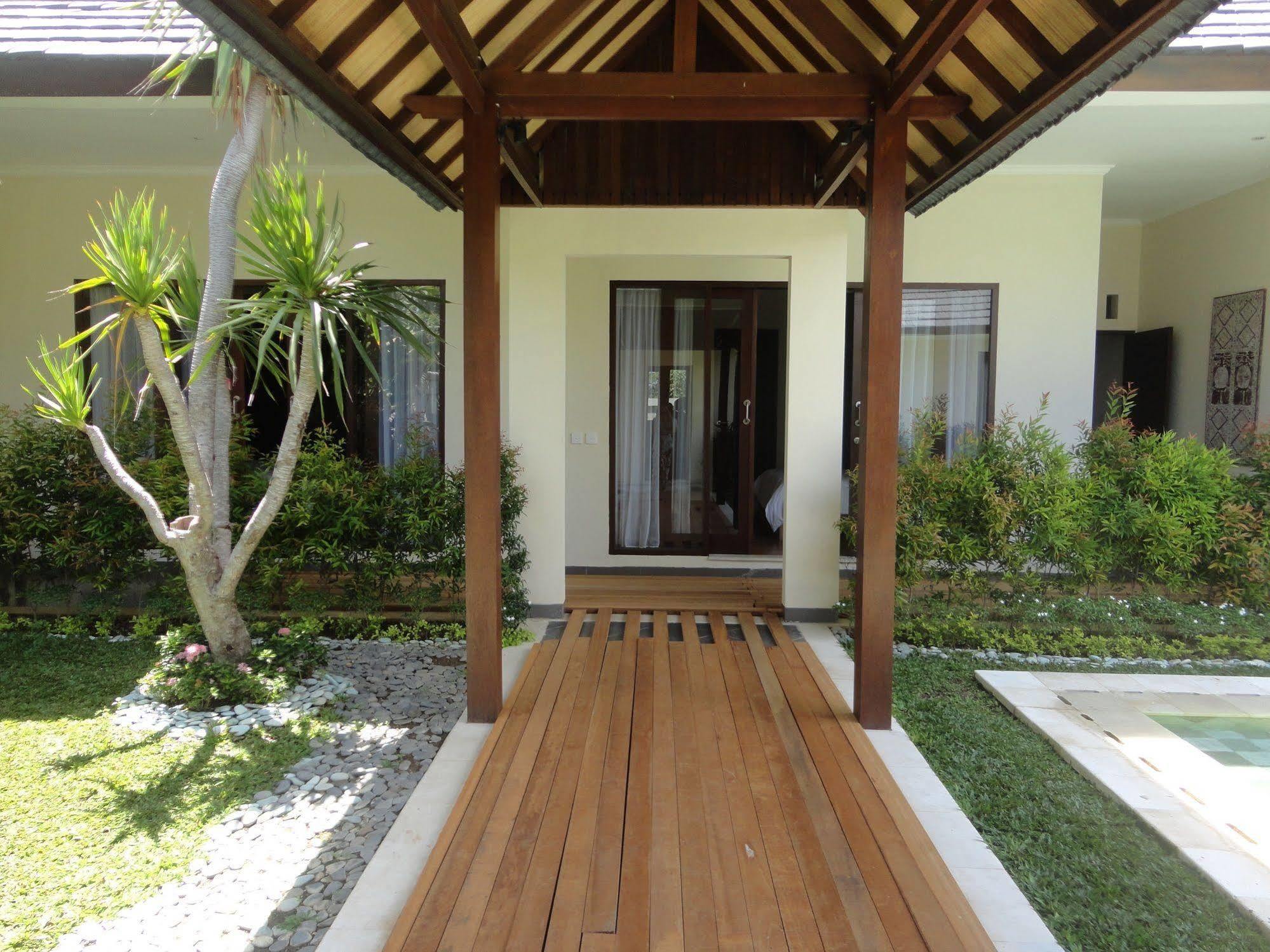 Mahalini * Seminyak (Bali)